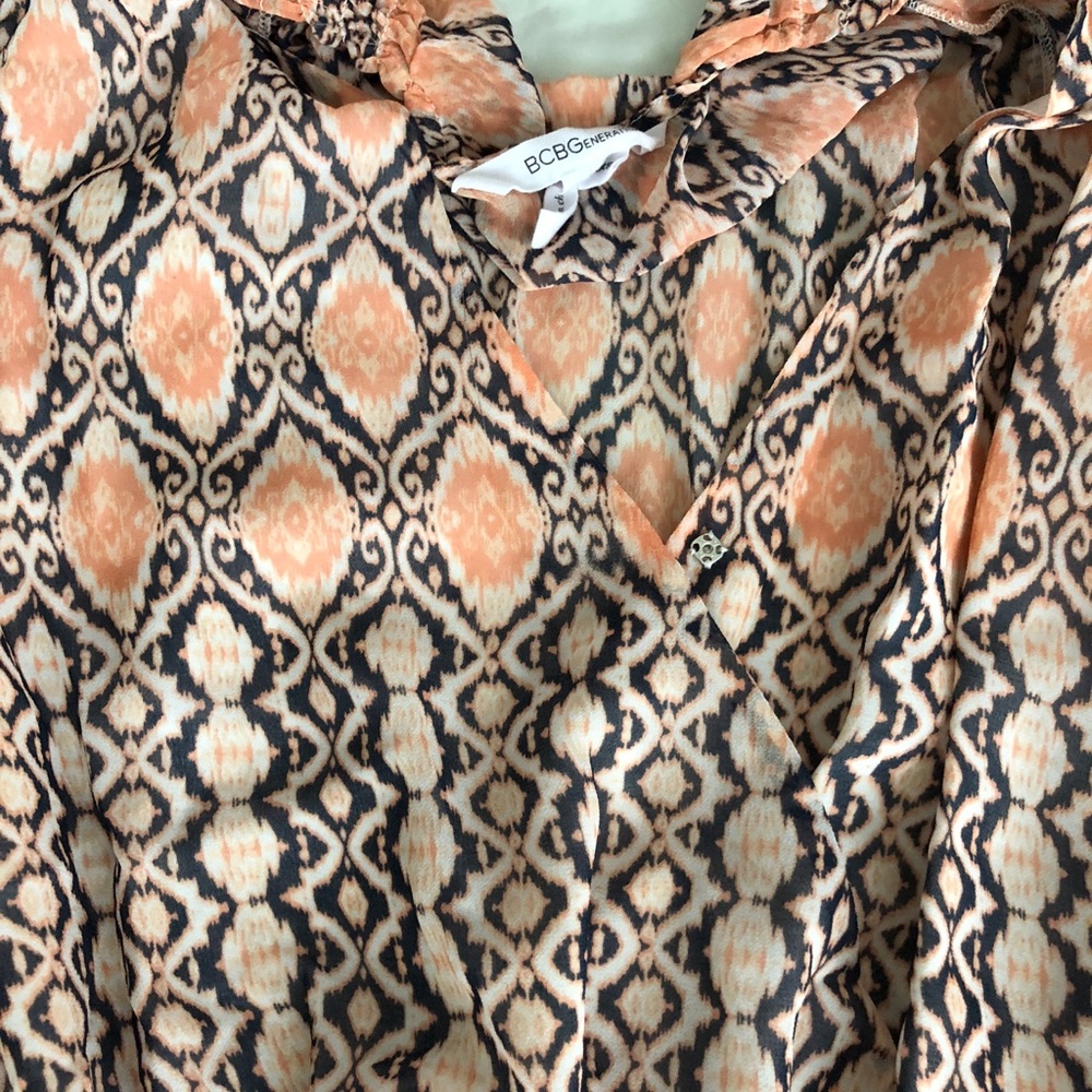 BCBG print sheer romper🌸